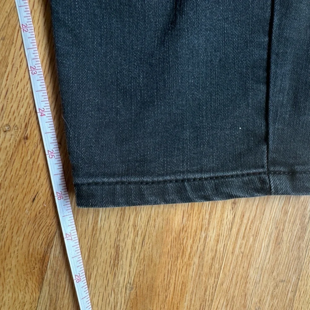 We The Free Black Jeans Curvy Size 32‎